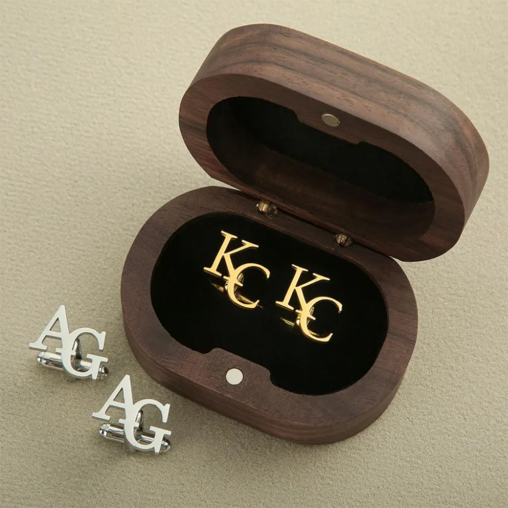 Spersonalizowane spinki do man – Wooden Letter Sign recenzja i cena